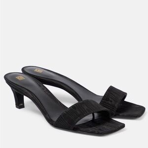 BRAND NEW Totême Mules